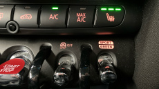 MINI Hatchback 1.5 Cooper Classic 3dr Auto Petrol Hatchback